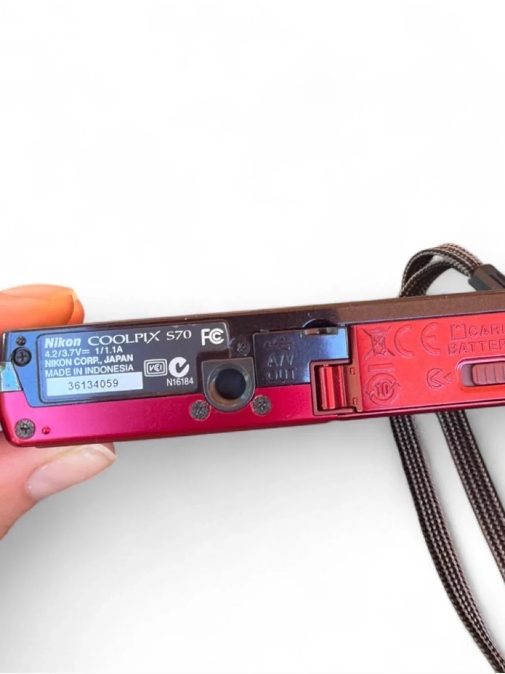 Nikon COOLPIX S70 Red Digital Camera 12.1MP Y2K Digicam Tested + Charger